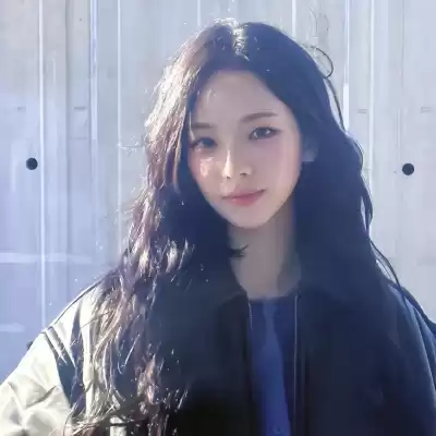 唐依童